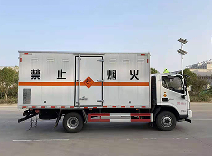 义马爆破器材运输车
